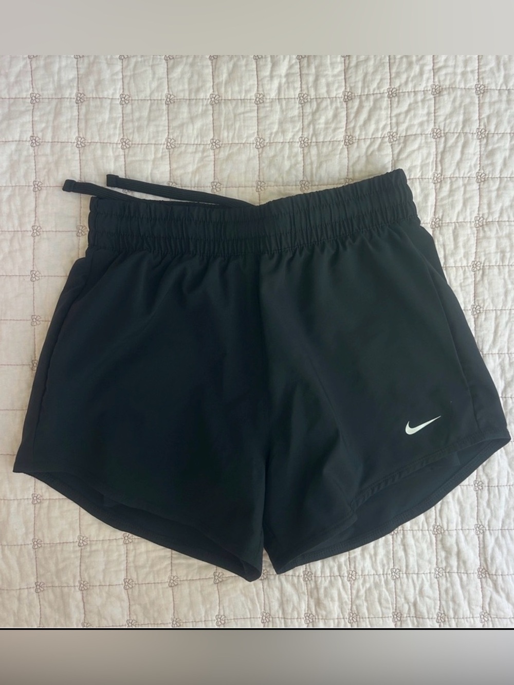 Nike One Dri-FIT High-Waisted
2-in-1 Shorts